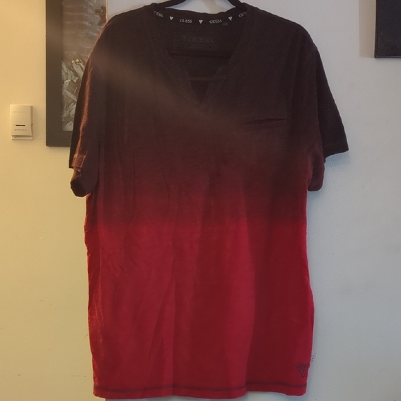 GUESS Men's Black and Red Ombre Tee - Picture 1 of 5